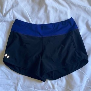 Womens small Under Armour shorts